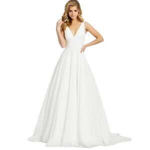 MAC DUGGAL Dress Size 2 NEW NWOT White Maxi V Neck Simple Classic